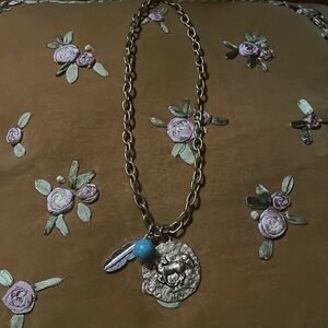 Horse pendant necklace